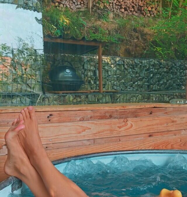 Jacuzzi Party à La Pause En Soi